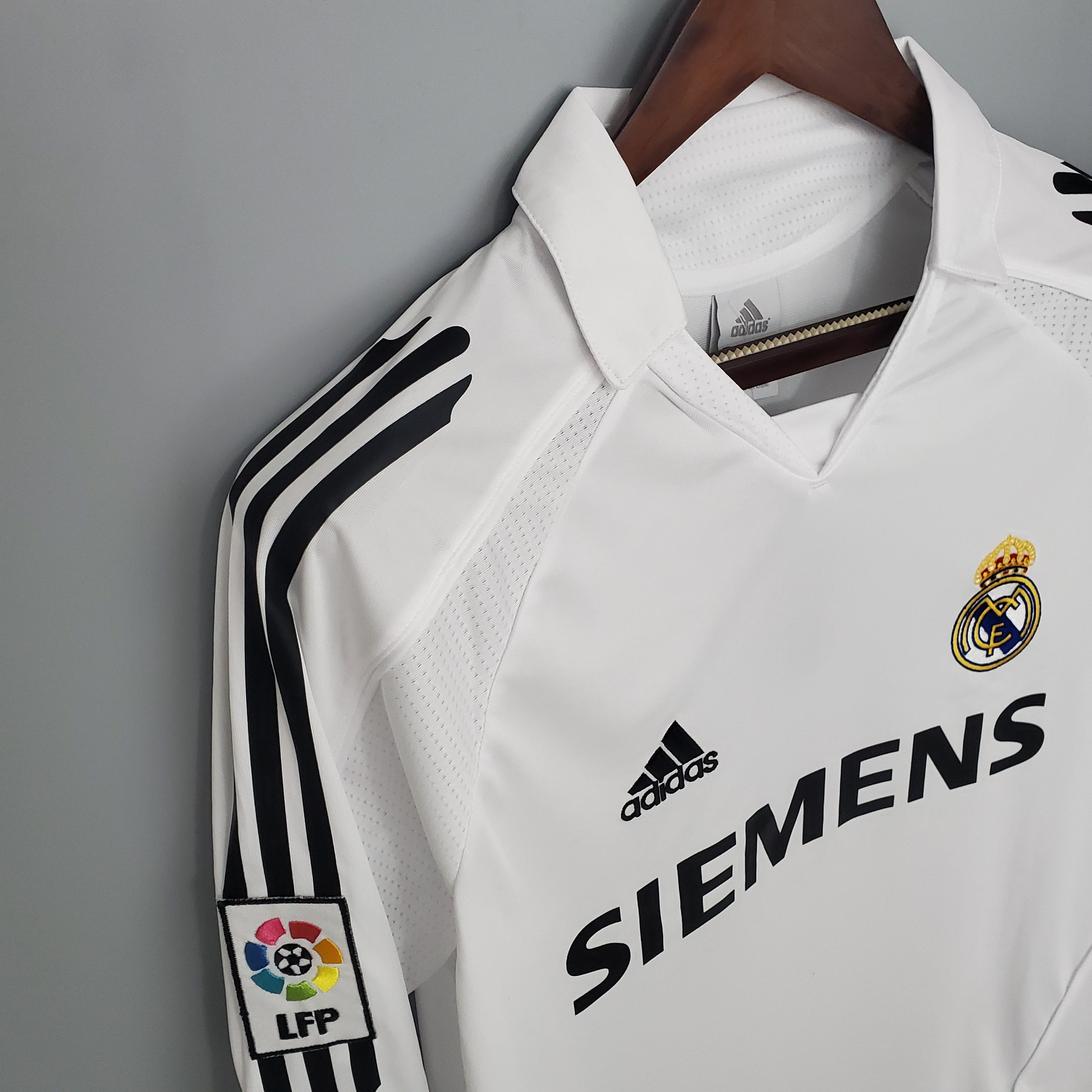 REAL MADRID 2005 - 2006 THUISJERSEY LANGE MOUWEN