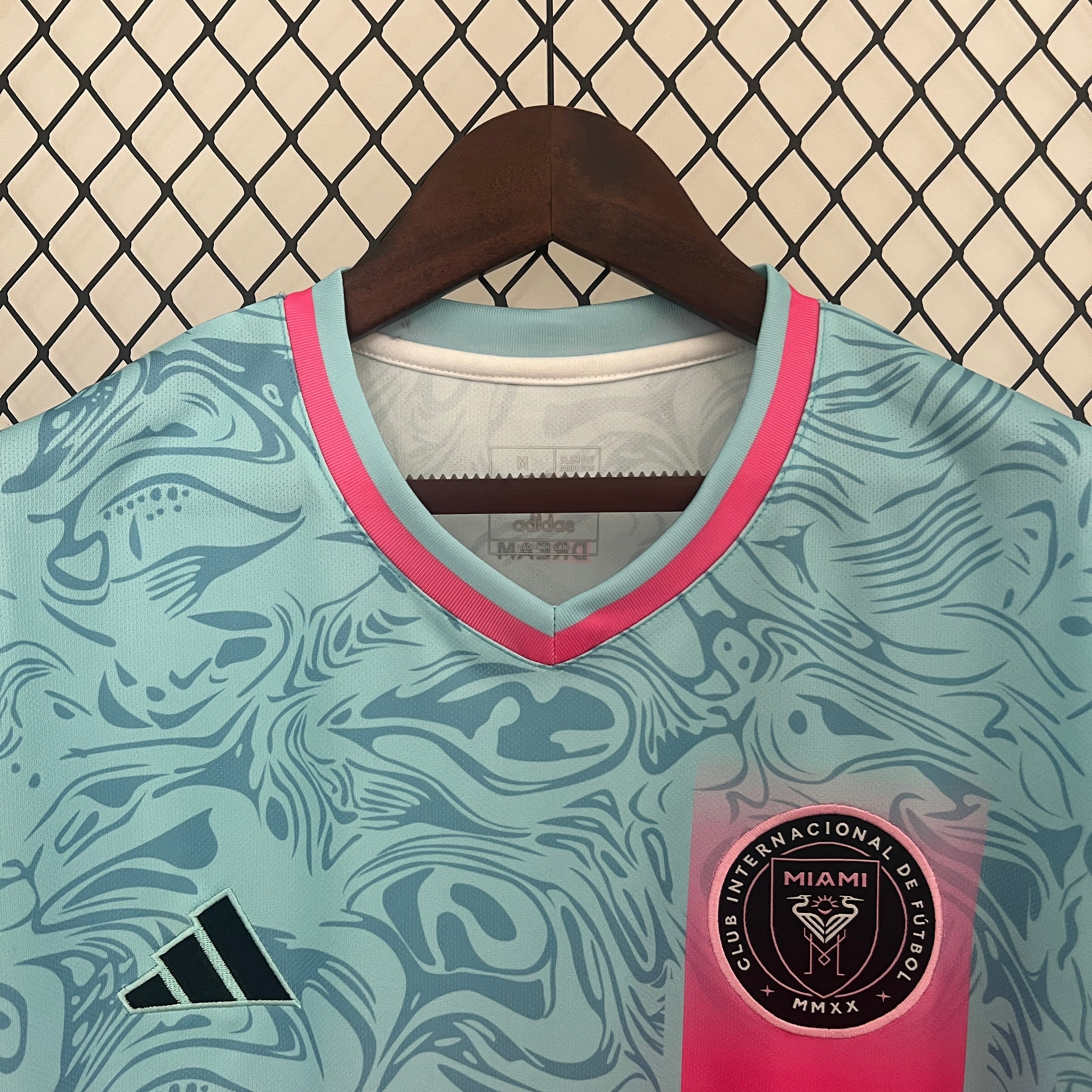 Maillot rose Miami 24/25 - Édition spéciale - OLDMONEYSOCCER