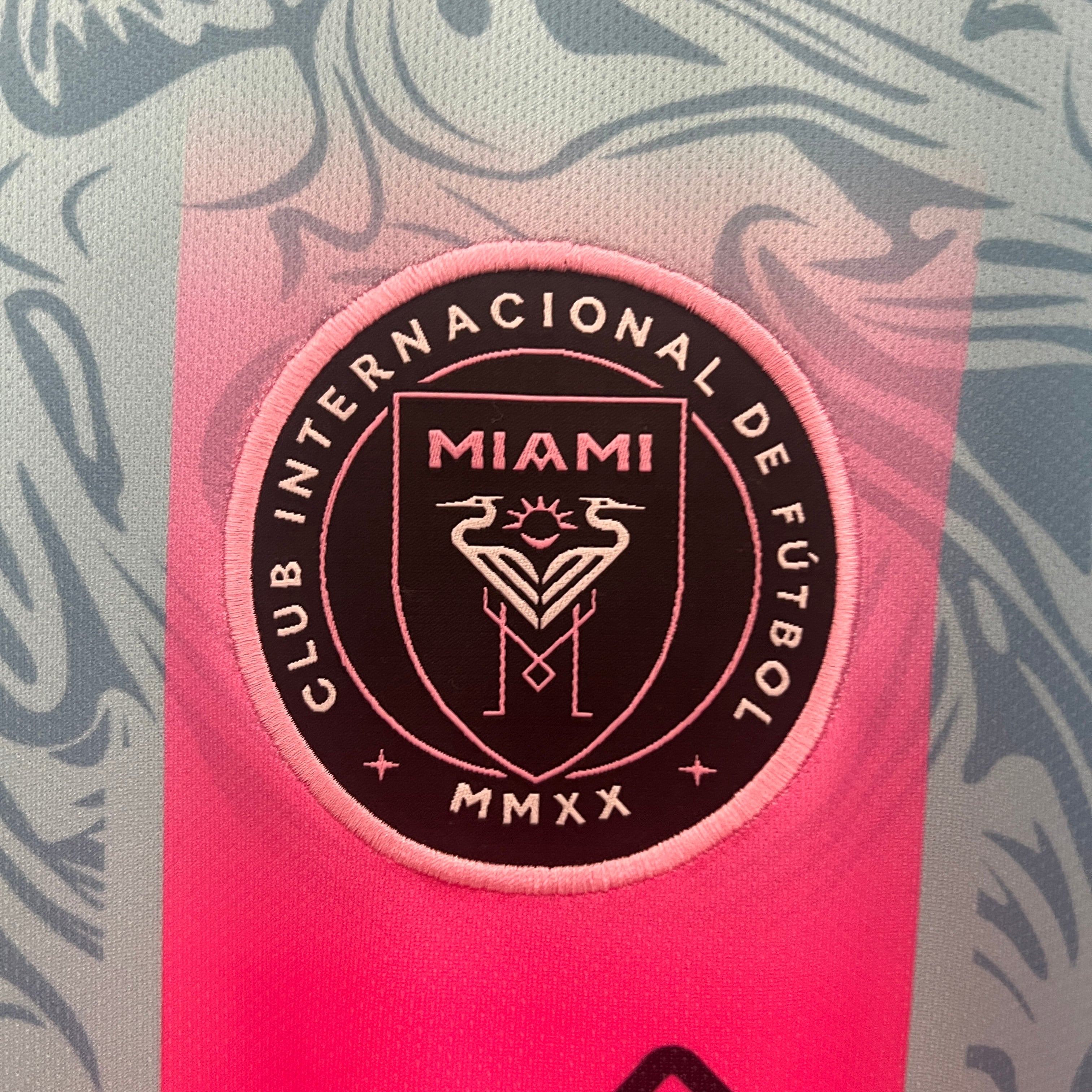 Maillot rose Miami 24/25 - Édition spéciale - OLDMONEYSOCCER