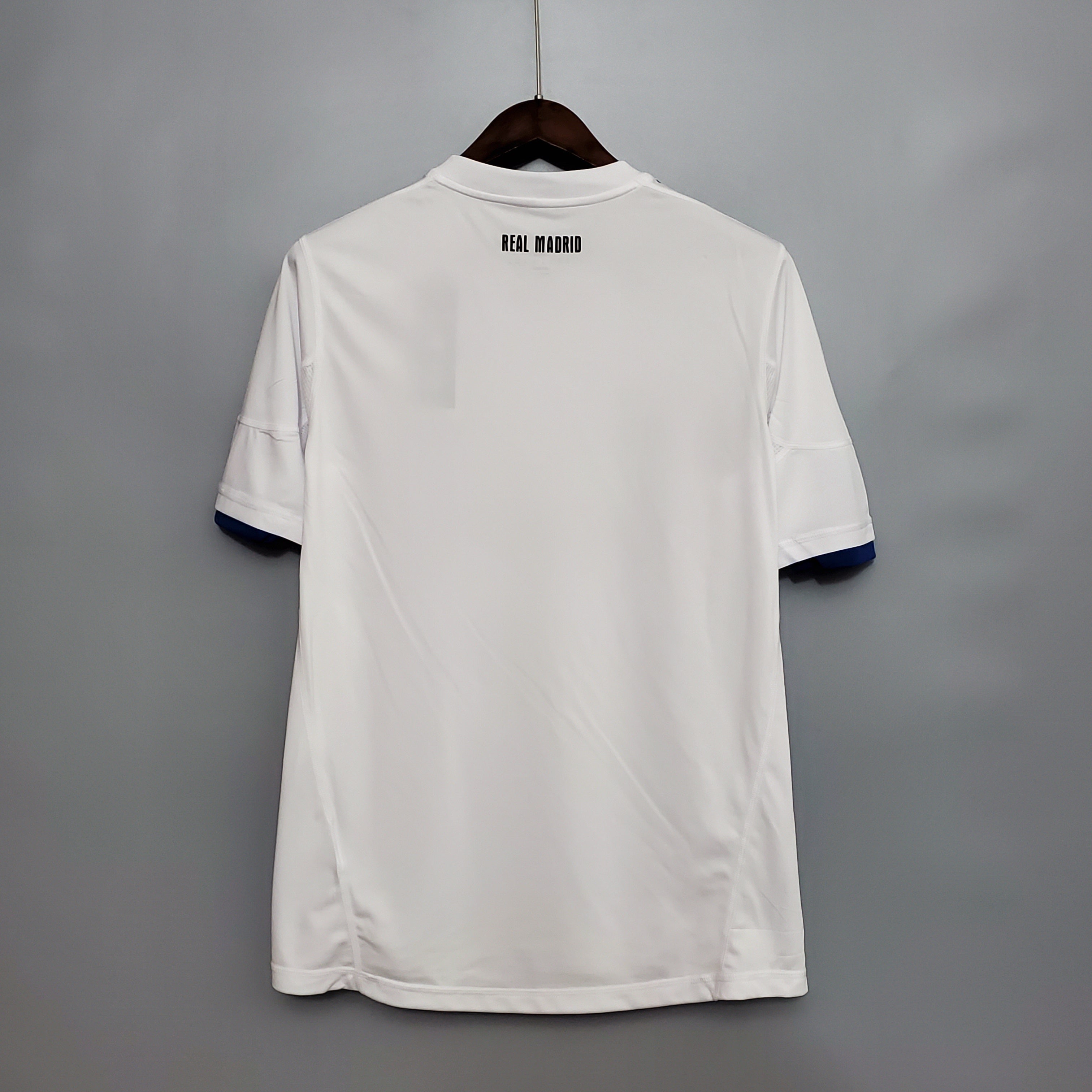 Maillot domicile vintage du Real Madrid 2010-11