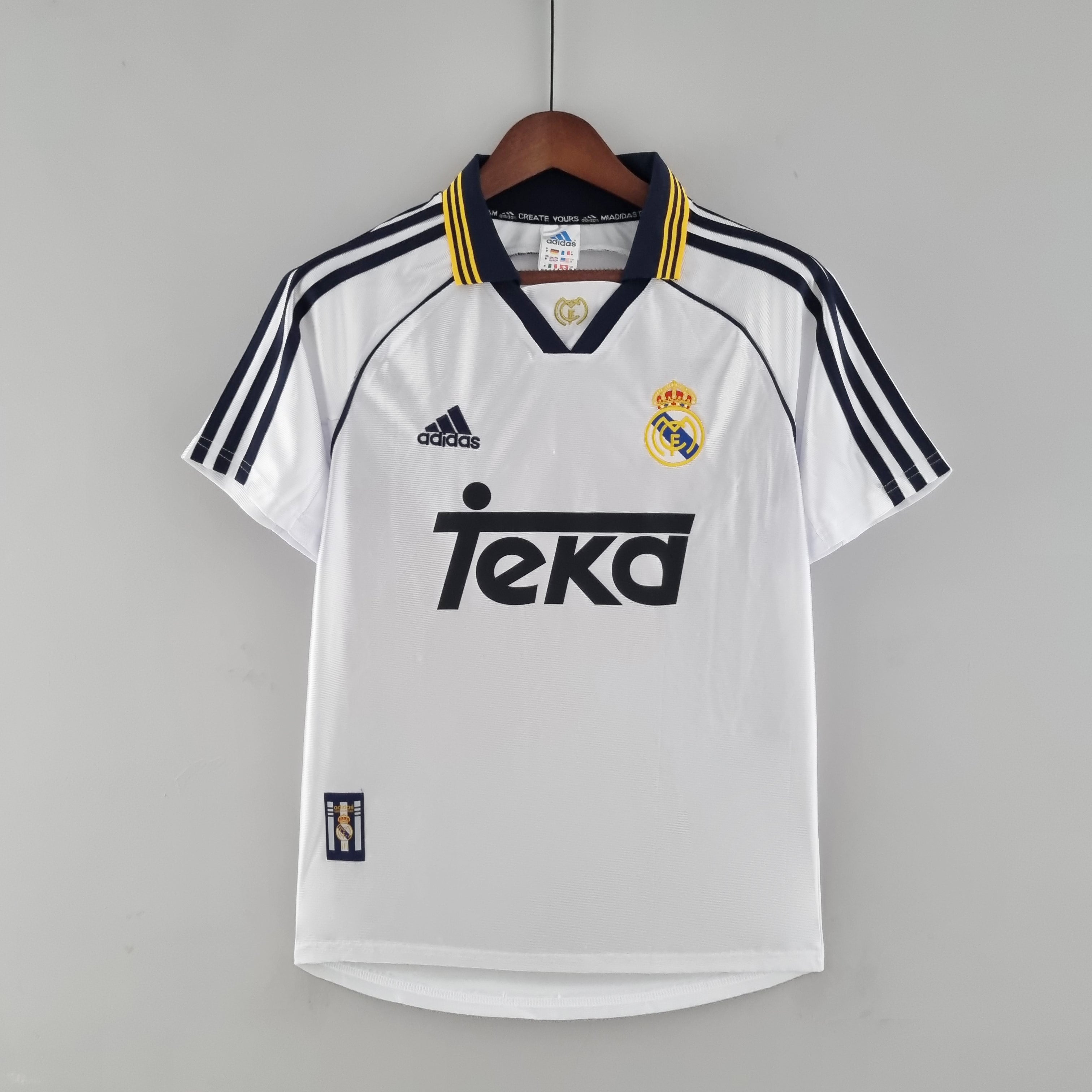 Retro thuisshirt van Real Madrid 2000-01