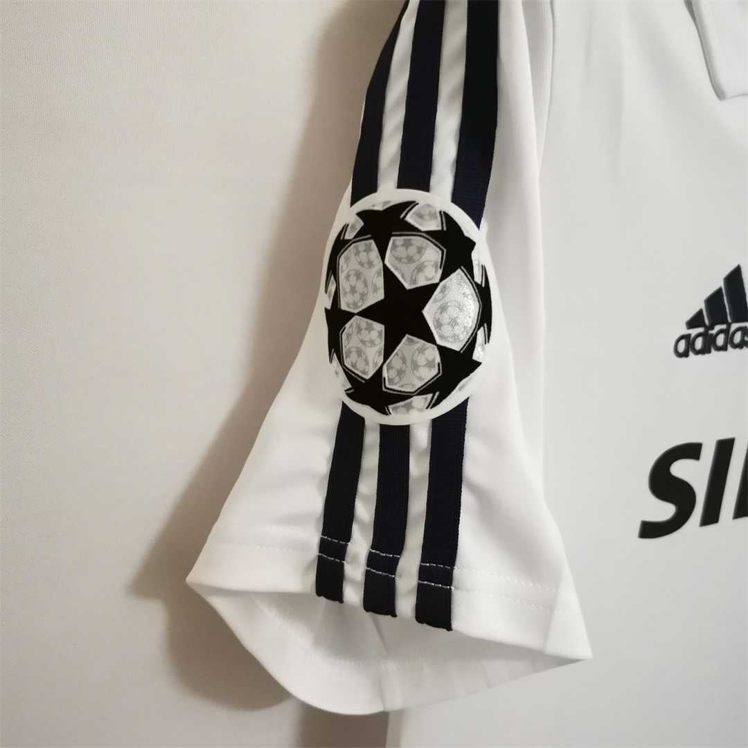 Maillot rétro domicile du Real Madrid 2002-2003