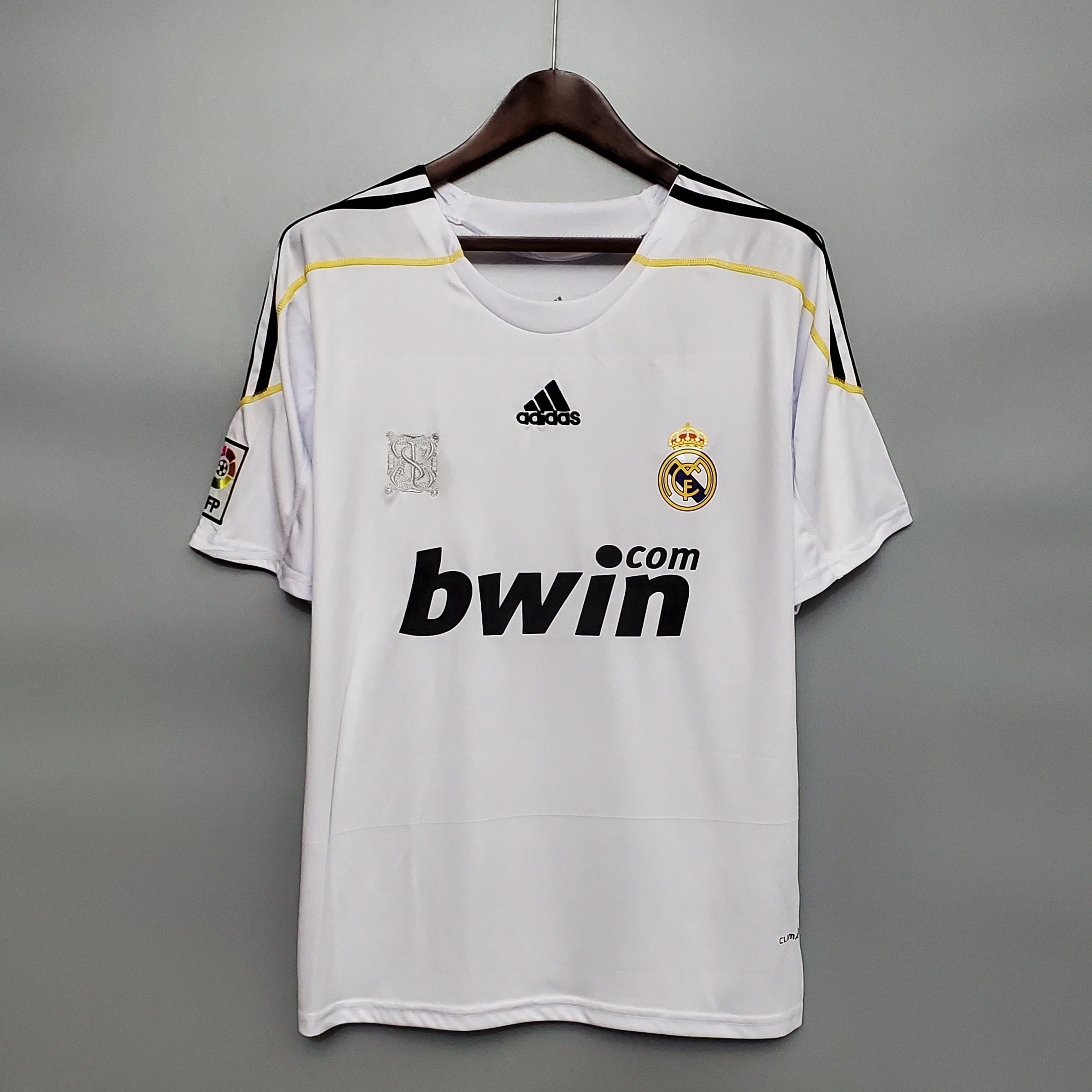 Maillot domicile vintage du Real Madrid 2009-10