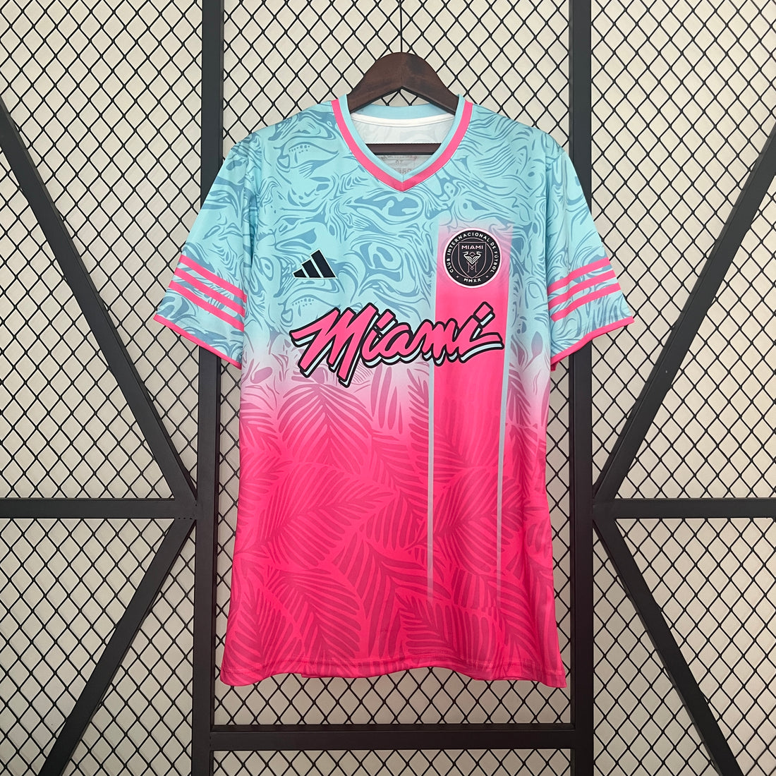 24/25 Miami Pink Jersey - Special Edition - OLDMONEYSOCCER