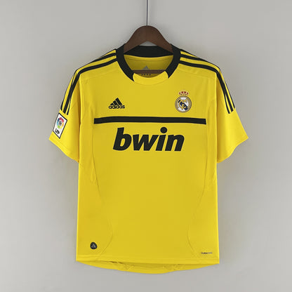 Vintage Real Madrid 2011-12 Goalkeeper Jersey