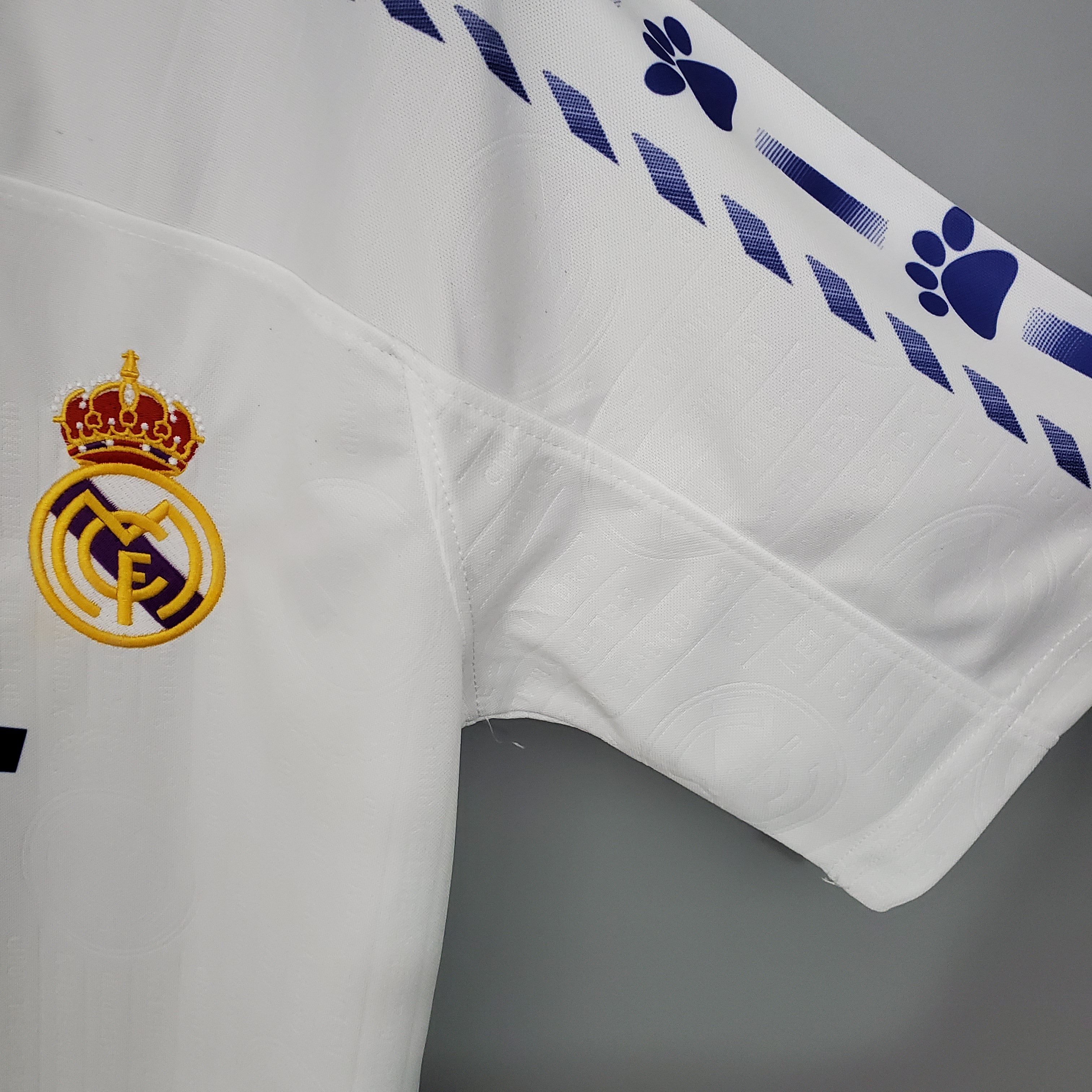 Maillot domicile vintage du Real Madrid 1996-97