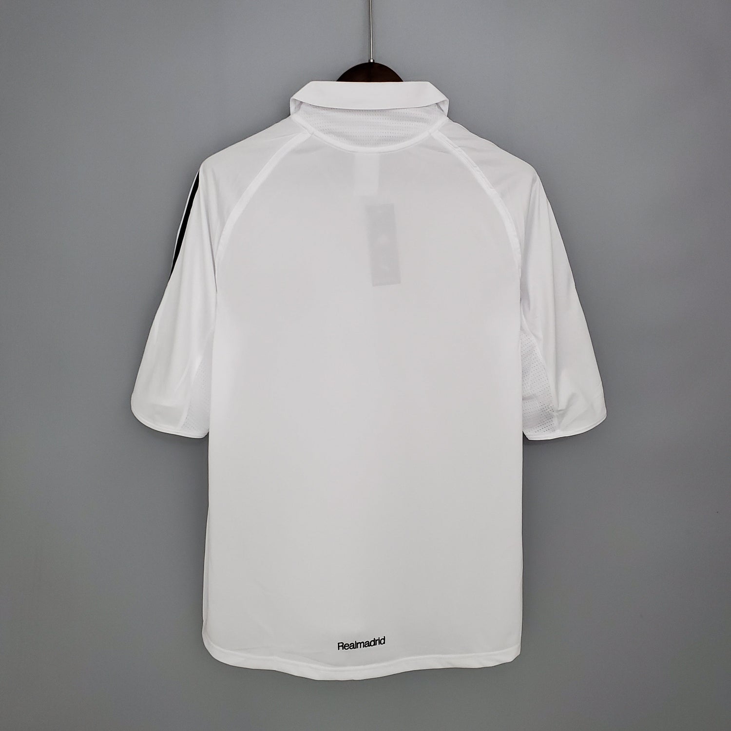 Maillot domicile vintage du Real Madrid 2005-06