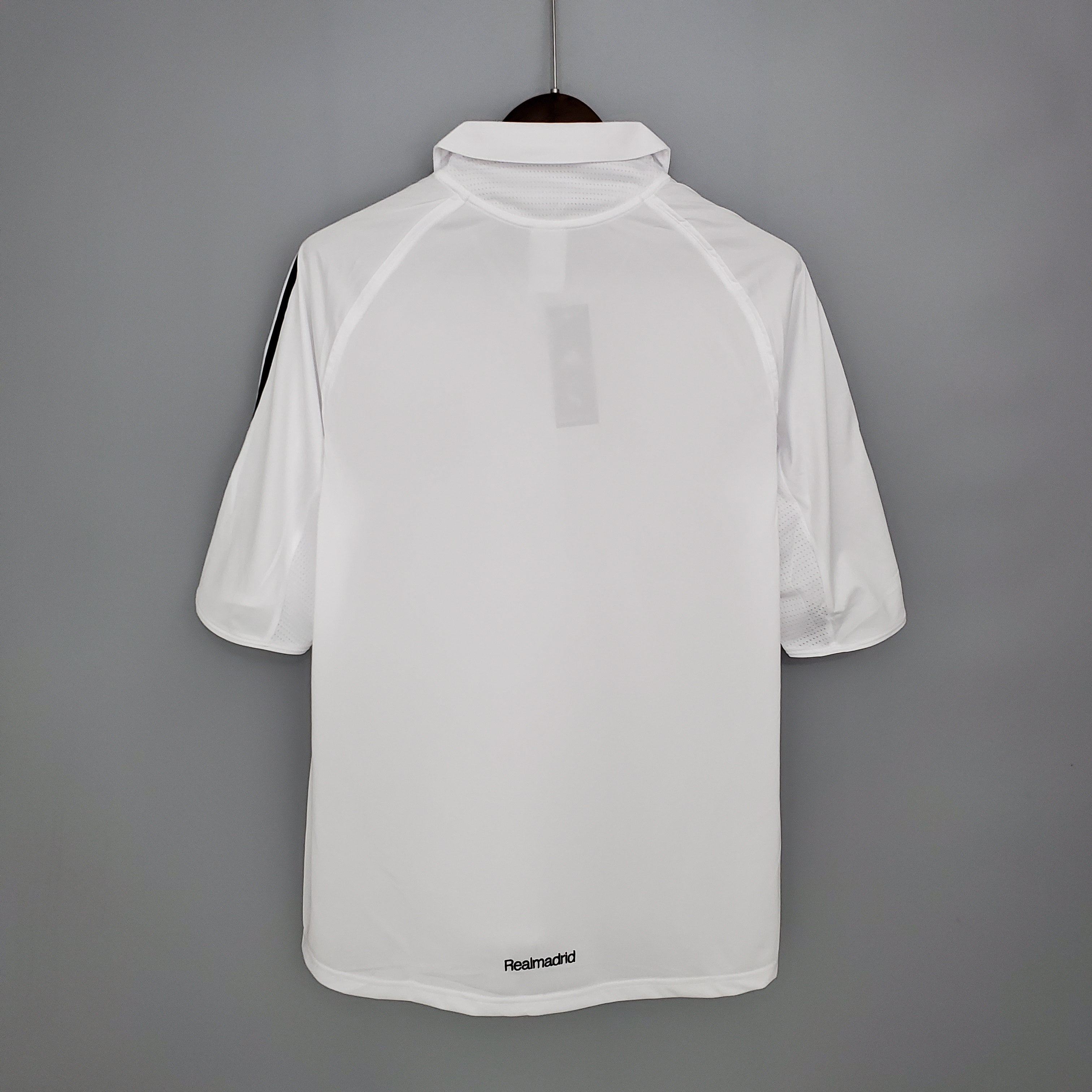 Maillot domicile vintage du Real Madrid 2005-06