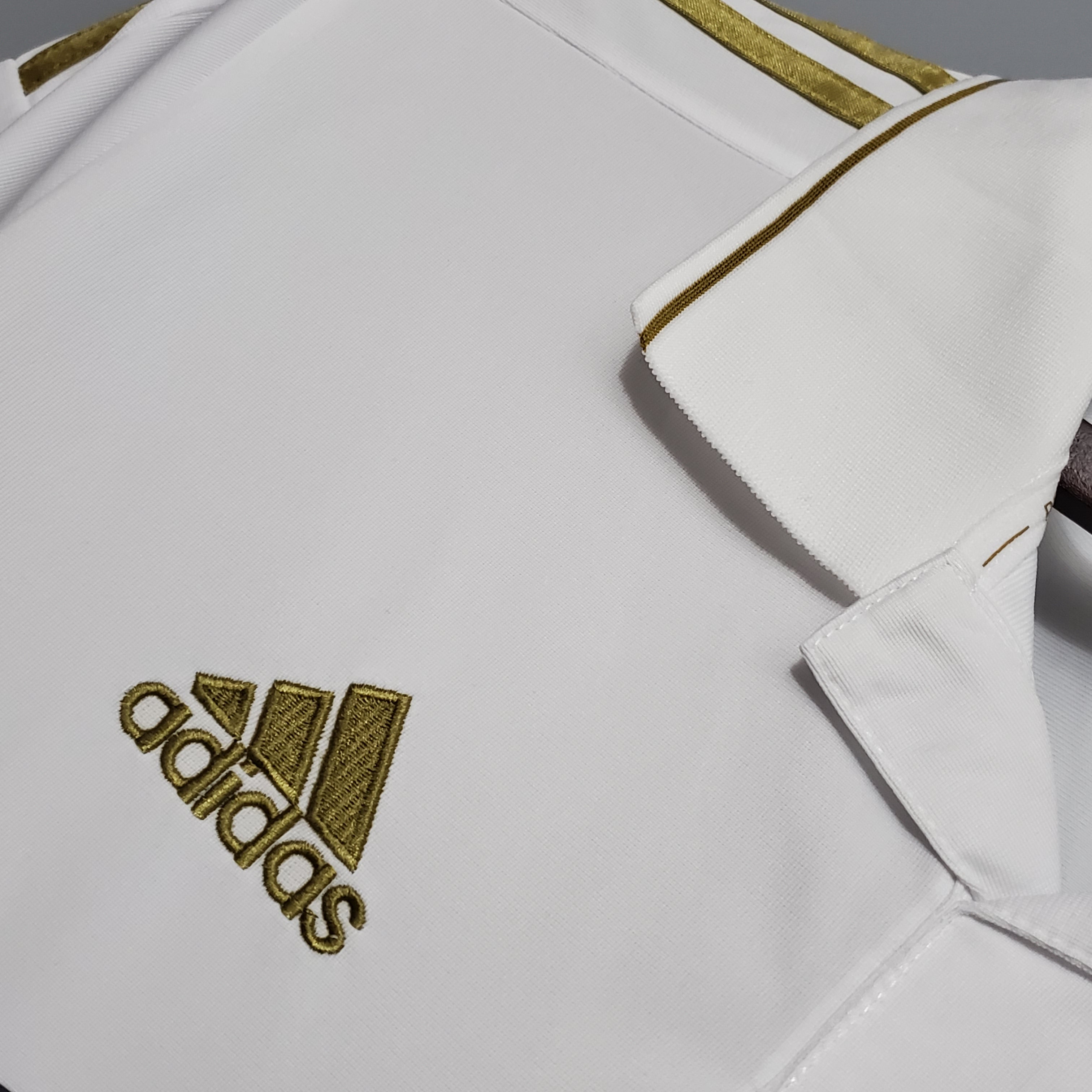 Maillot domicile vintage du Real Madrid 2011-12