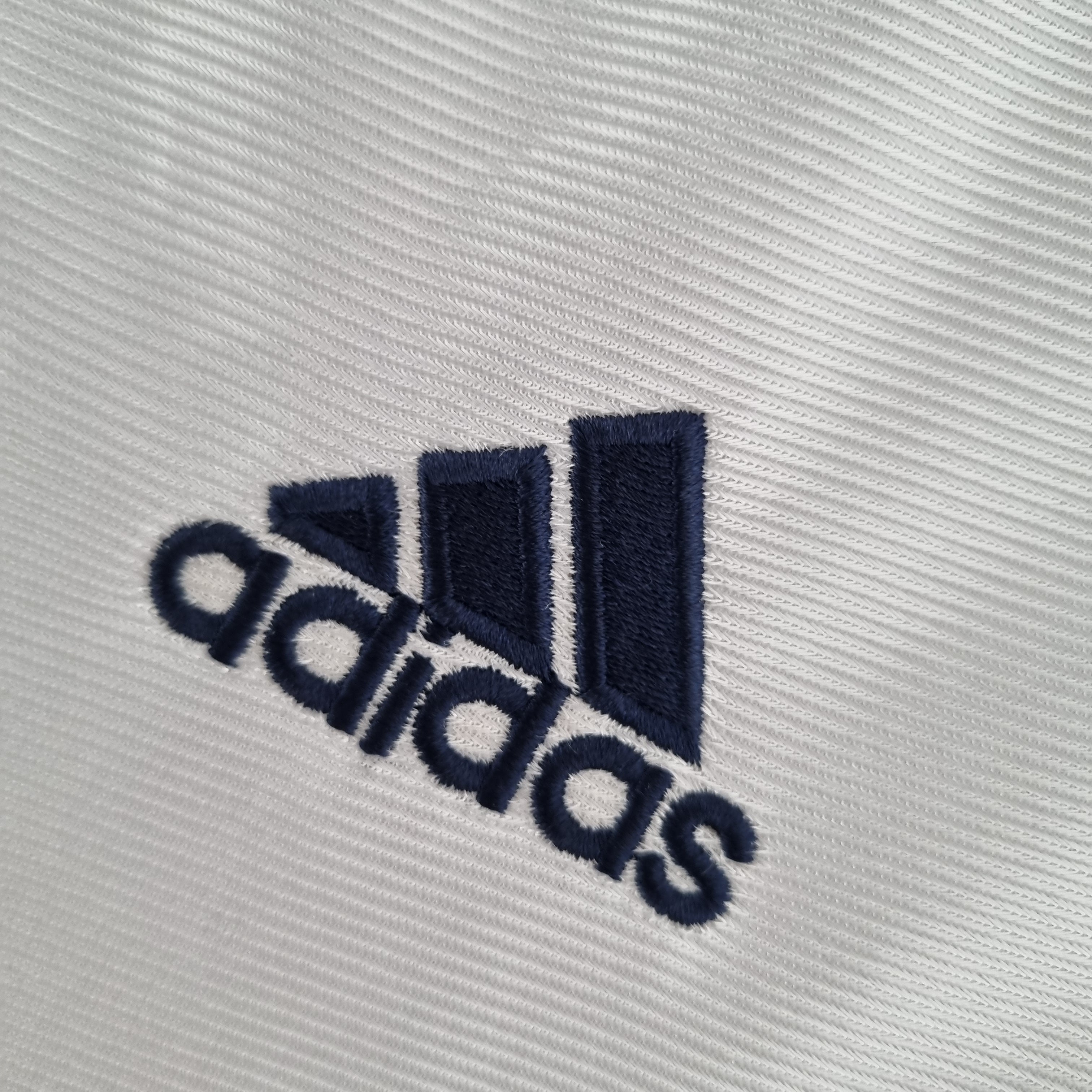 Retro thuisshirt van Real Madrid 2000-01