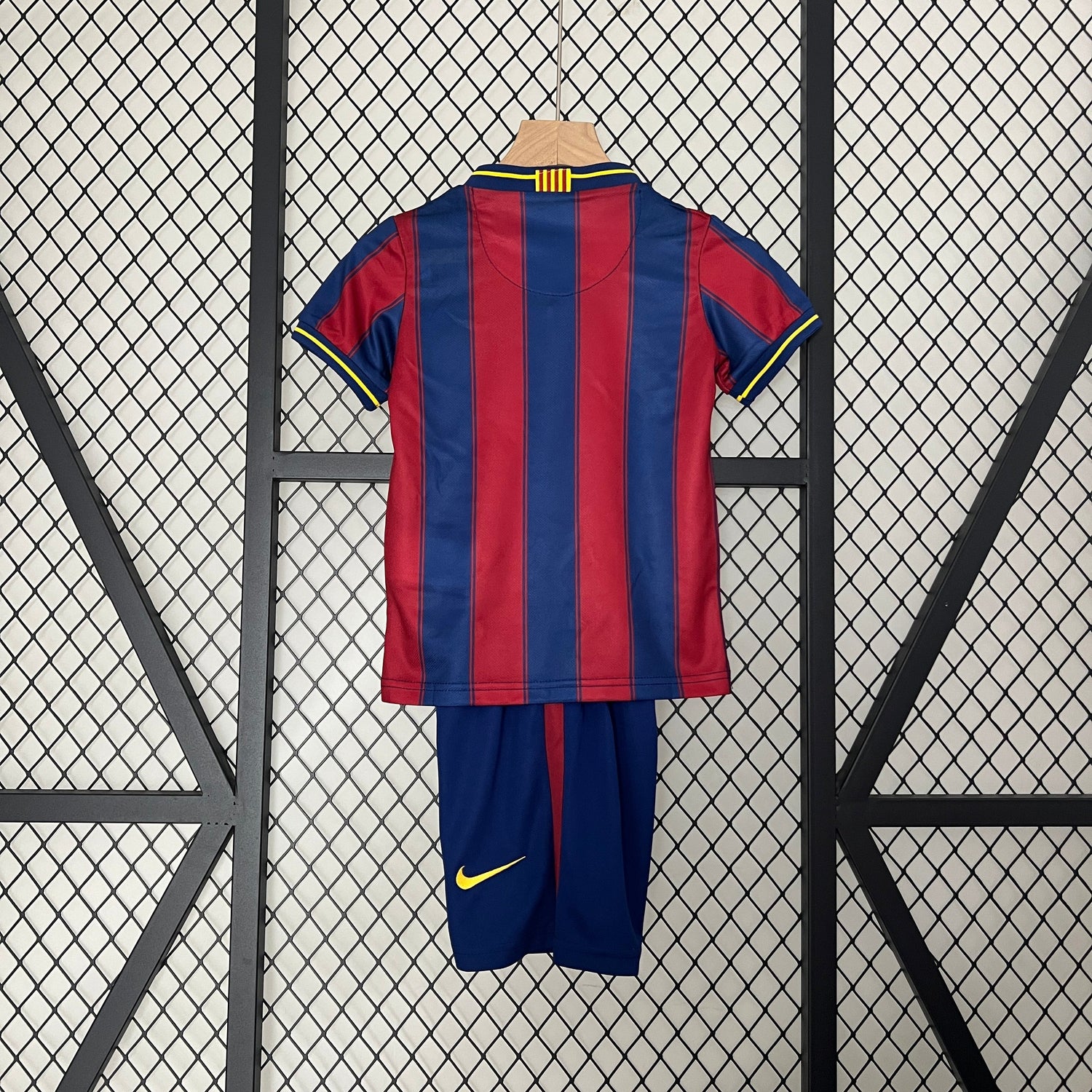 Maillot domicile vintage Barcelone 2009-2010 pour enfant