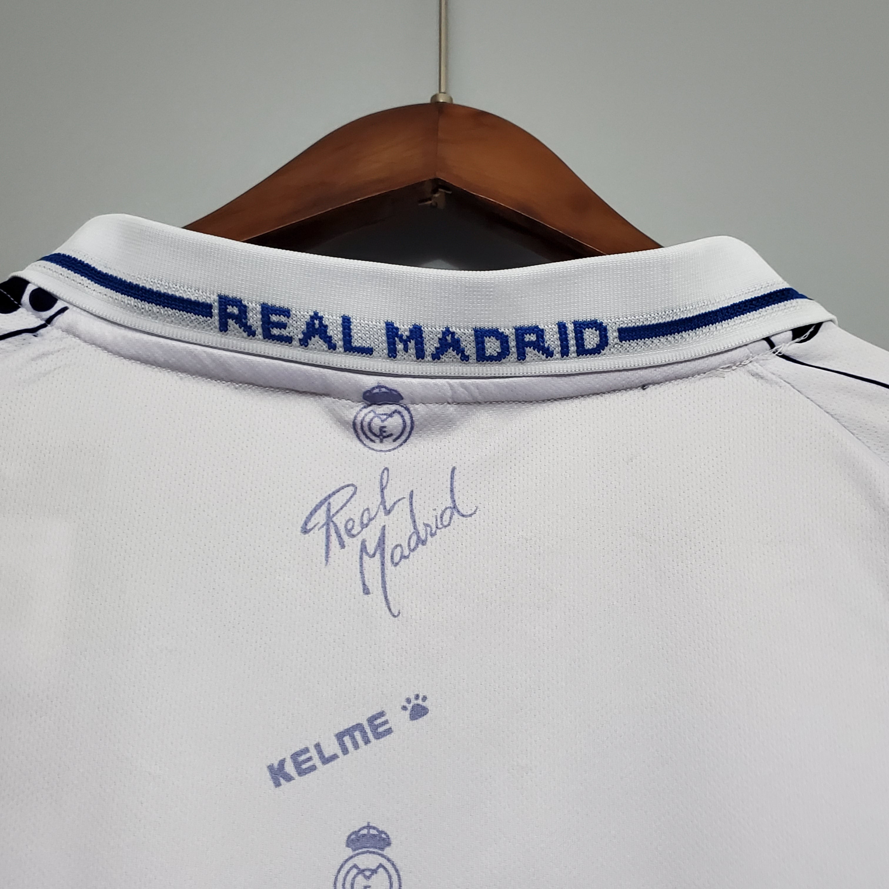 Maillot domicile vintage du Real Madrid 1995-96