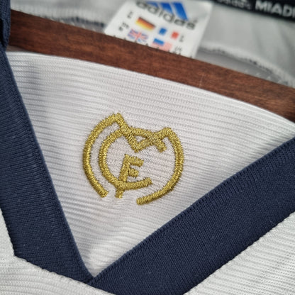 Retro thuisshirt van Real Madrid 2000-01