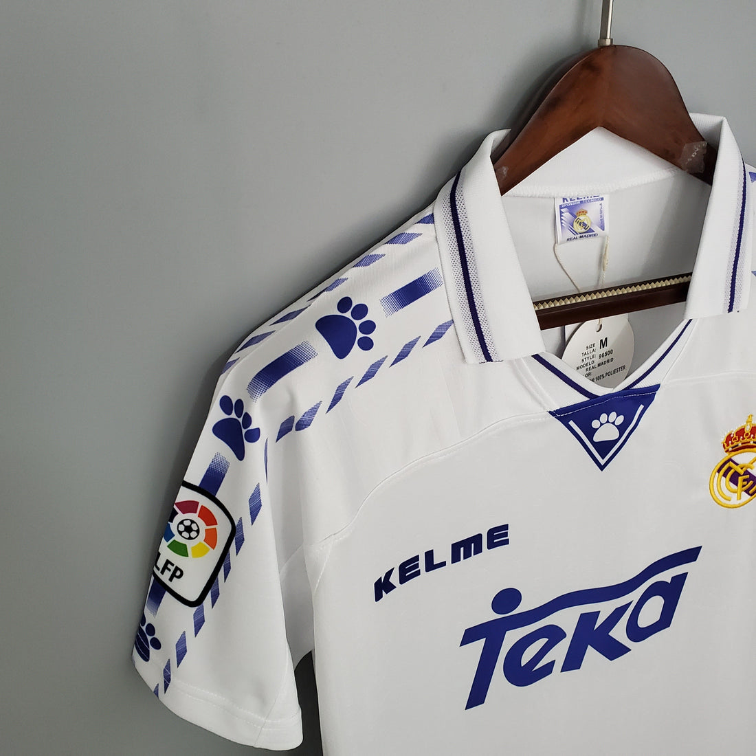 Maillot domicile vintage du Real Madrid 1996-97