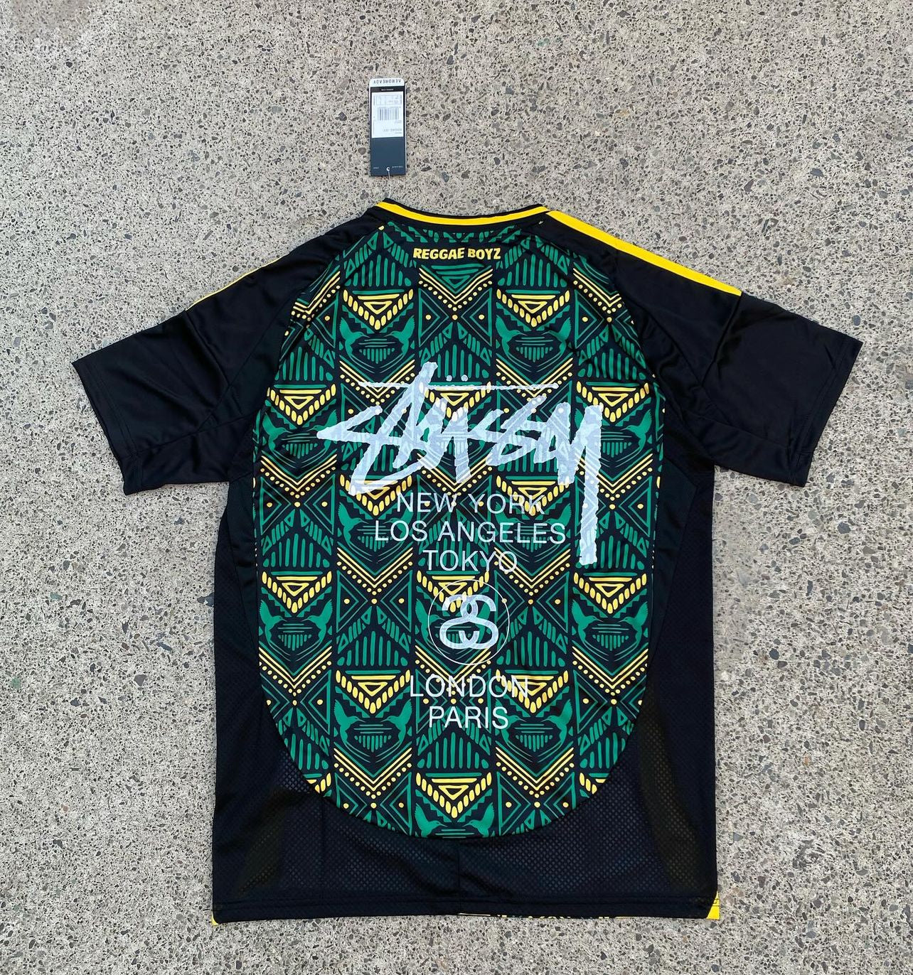 JAMAICA X STUSSY ÉDITION SPÉCIALE 2024/2025