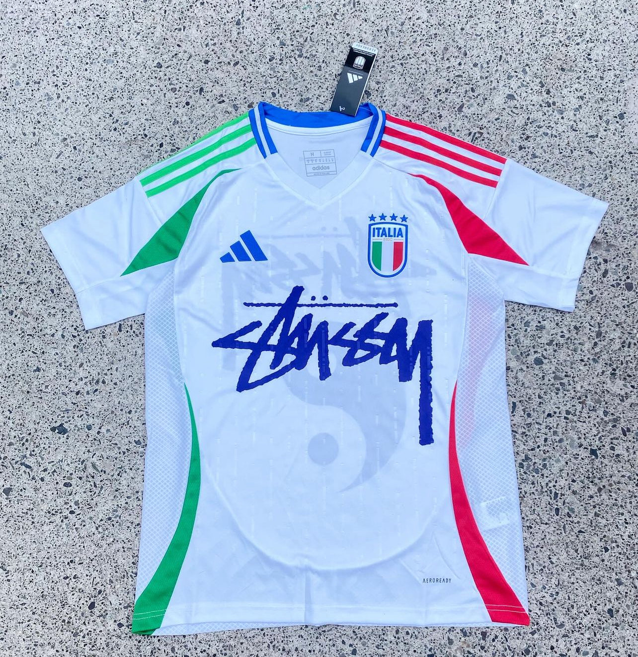 Italië X Stussy 24-25 | Voor- en achterkant print