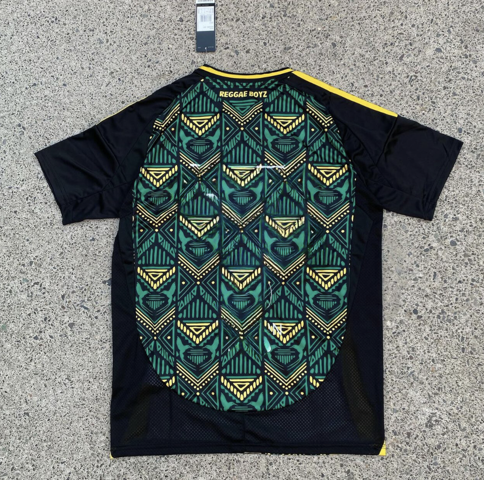 JAMAICA X STUSSY ÉDITION SPÉCIALE 2024/2025