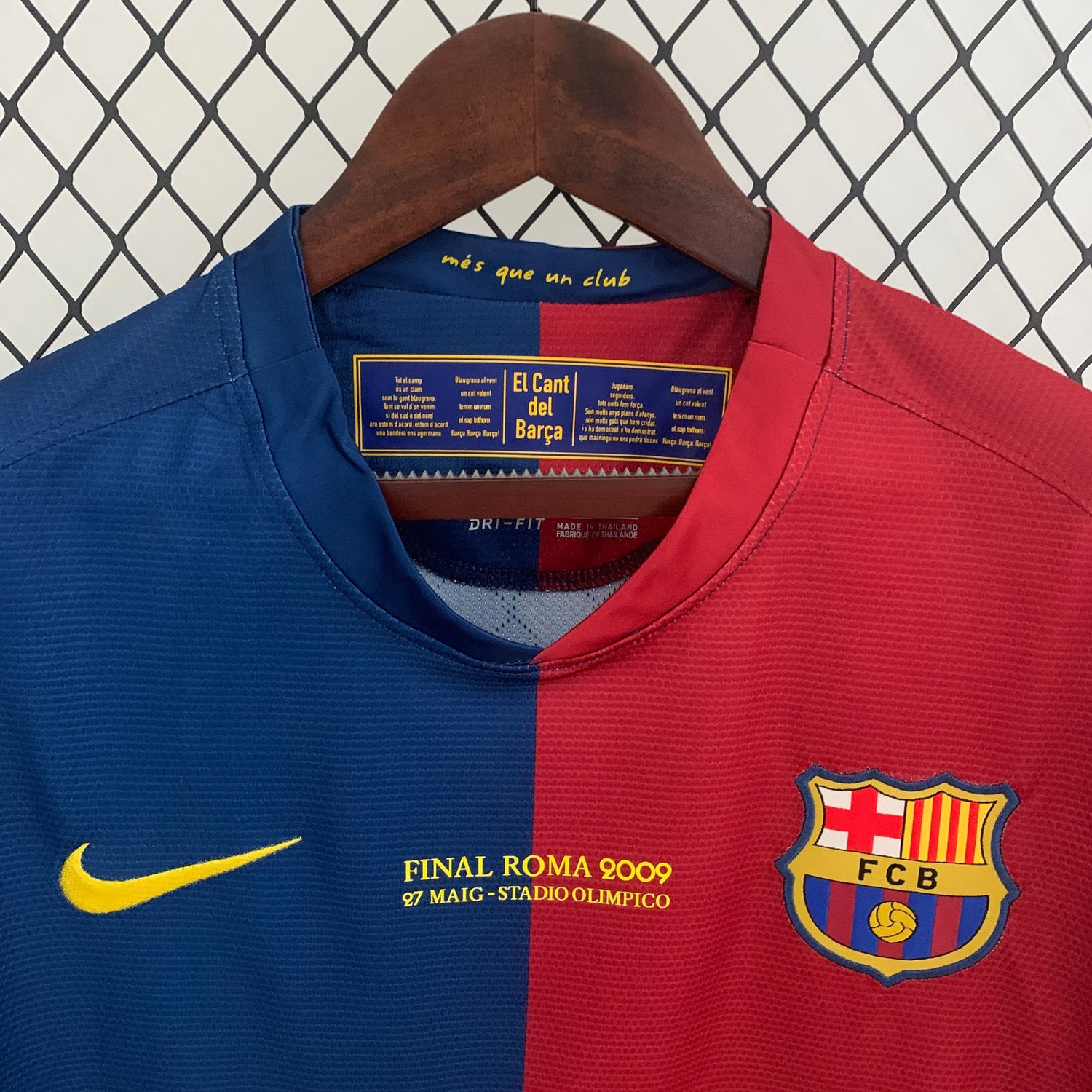 Maillot rétro de la finale de la Ligue des champions de Barcelone 2009