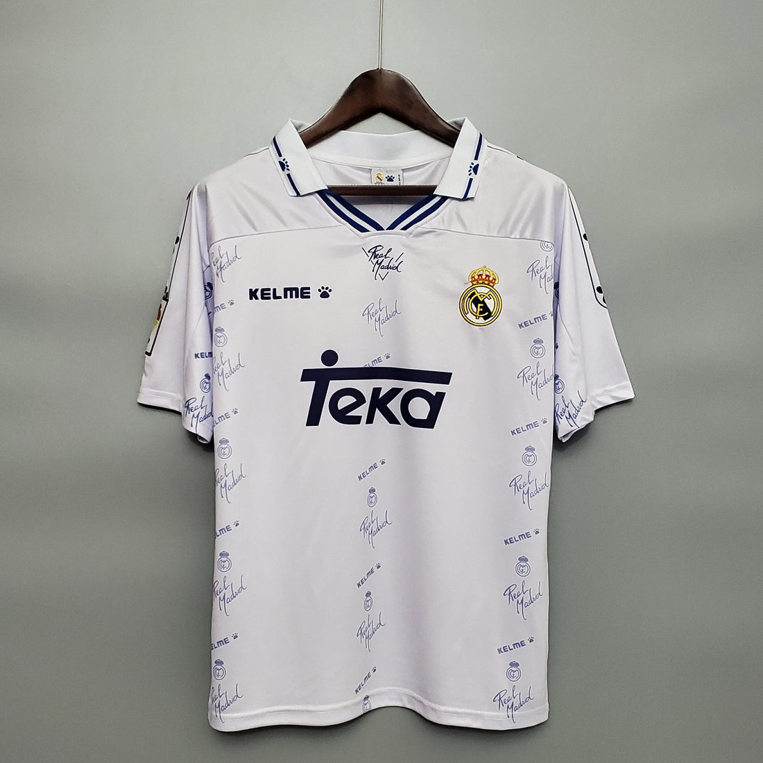 Maillot domicile vintage du Real Madrid 1995-96
