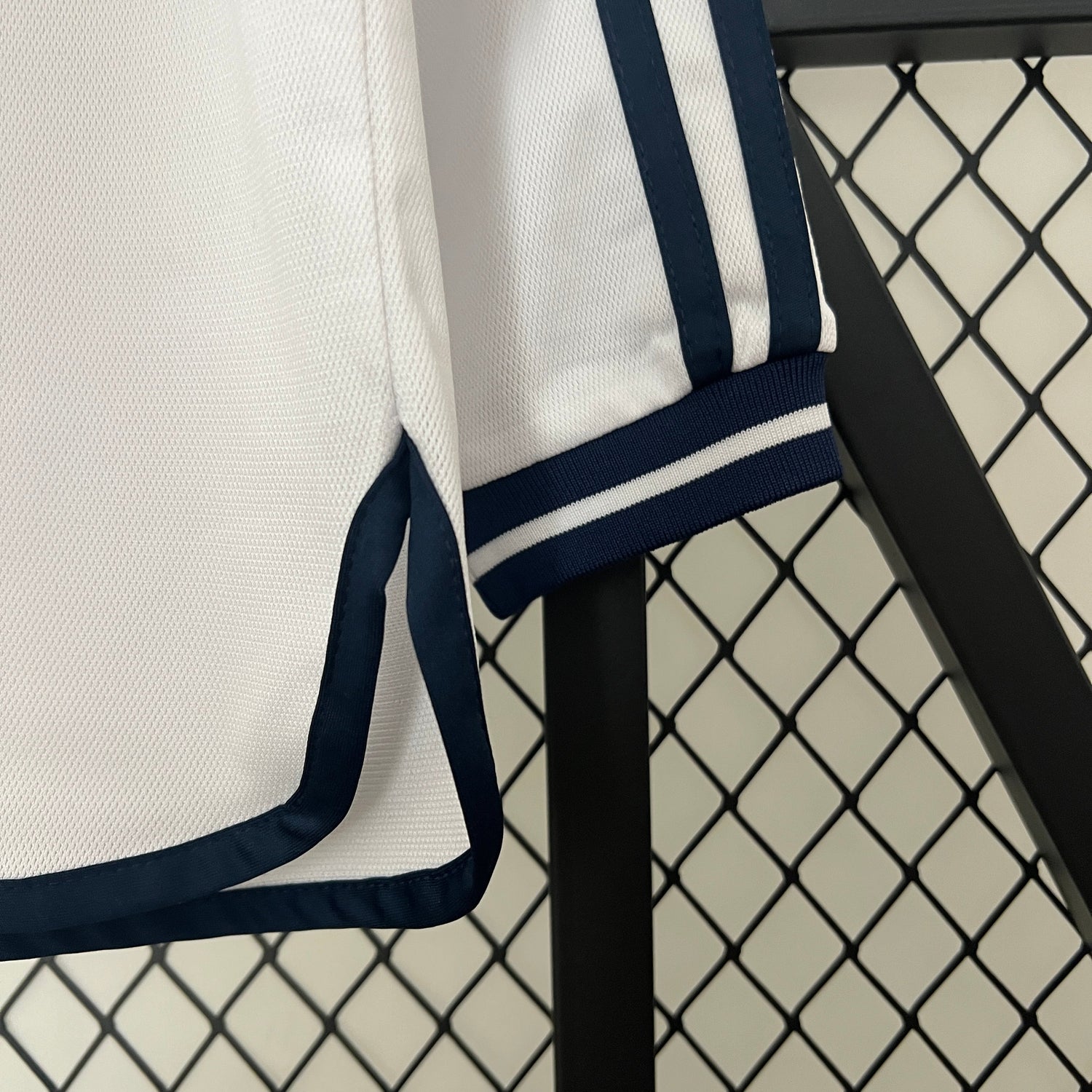 Maillot domicile à manches longues vintage Real Madrid 2000/01