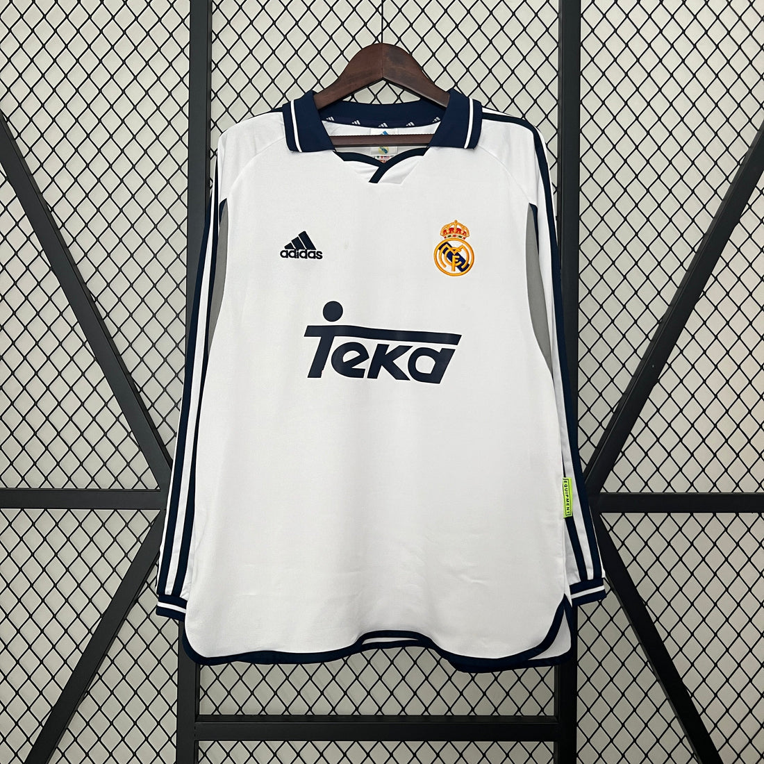 Maillot domicile à manches longues vintage Real Madrid 2000/01