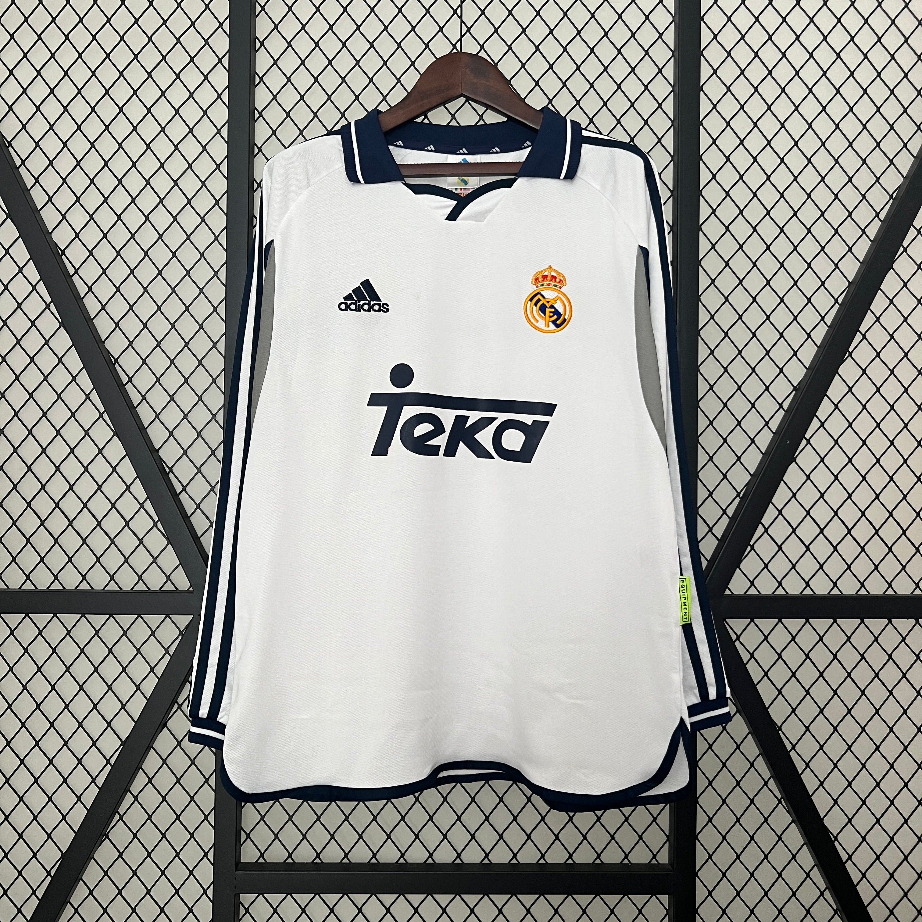 Maillot domicile à manches longues vintage Real Madrid 2000/01